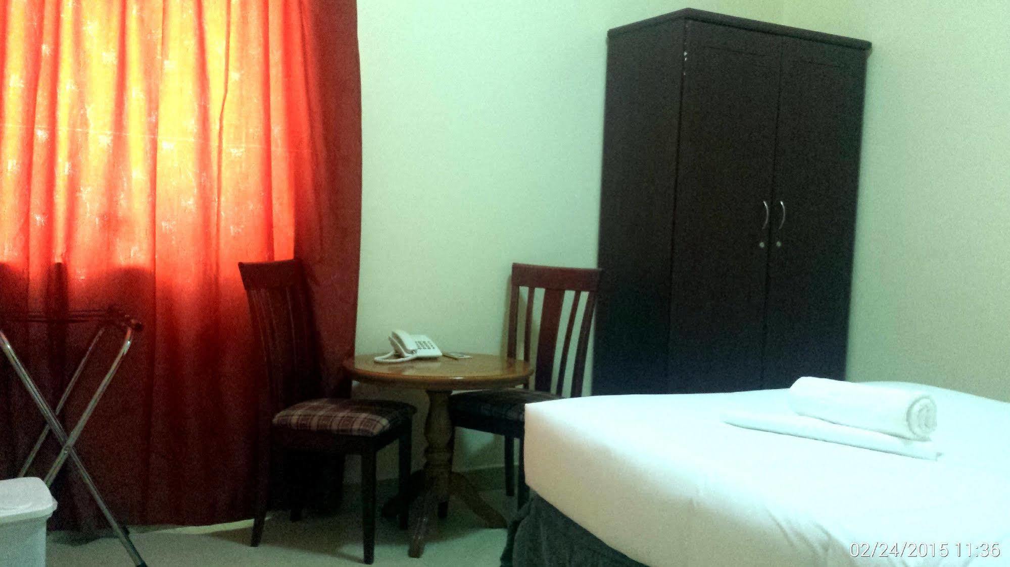 Al Reem Hotel Apartments Sardzsa Kültér fotó